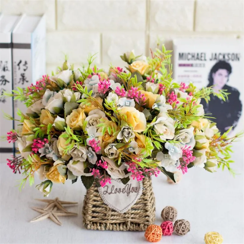 European Fake Rose Bunch Simulation Roses with Plastic Accessories for Wedding Home Decorative Artificial Flowers | Дом и сад