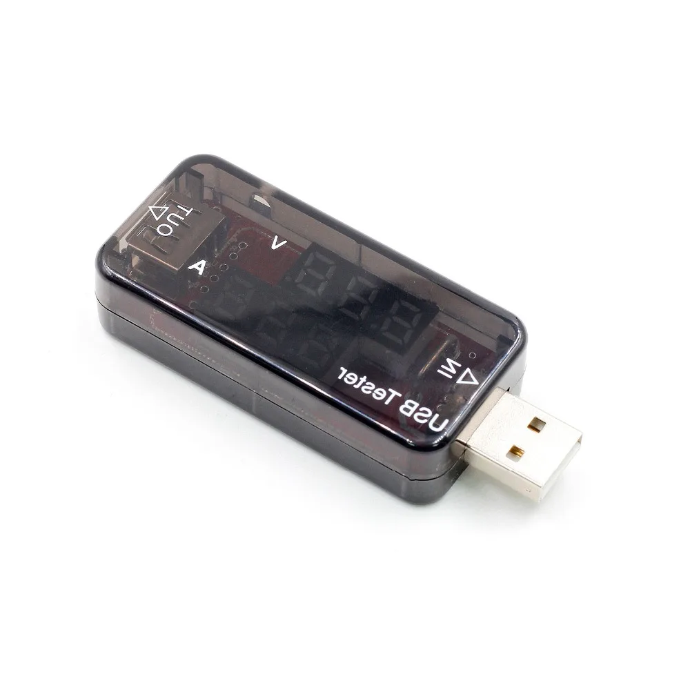 USB-тестер для зарядного устройства двойной ряд показывает USB-напряжение в