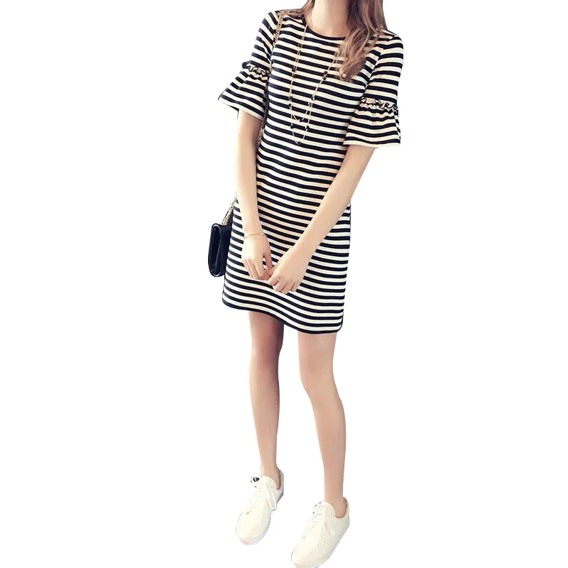 Новое поступление 2017 летние платья в полоску с круглым вырезом черное Белое
