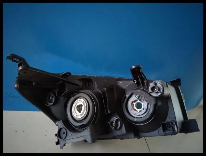 Фара в сборе Qirun для Toyota RAV4 2005-2008 |