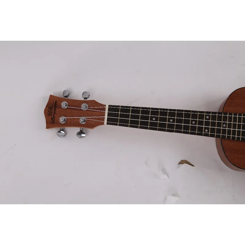 Гитара укулеле 23 дюйма в форме сердца с струнными инструментами 4 струны 18 ладов ra