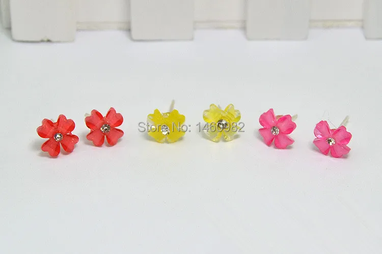 Оптовая продажа 6 пар серьги-гвоздики с клевером серьги цветами женские четырьмя