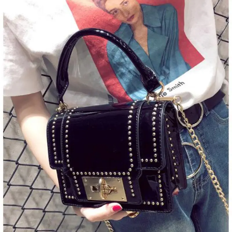 

2020 New Women's Bags Designer Chain Rivet Shoulder Messenger Bag Luxury Handbags Women Bags Female Handbag Crossbody L9-45