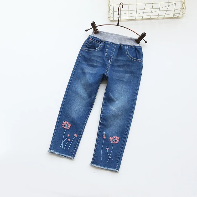 Новое поступление повседневные джинсы для маленьких девочек с цветочной