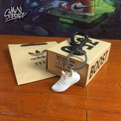 2 Coconut 350V2 индивидуальная креативная подвеска брелок 3d стерео модель баскетбольной обуви брелок для ключей пара Рождественский подарок ba - Цвет: 2
