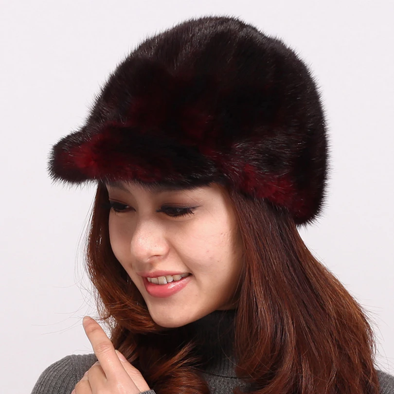 Женская зимняя однотонная шапка с козырьком Русская женская Повседневная теплая