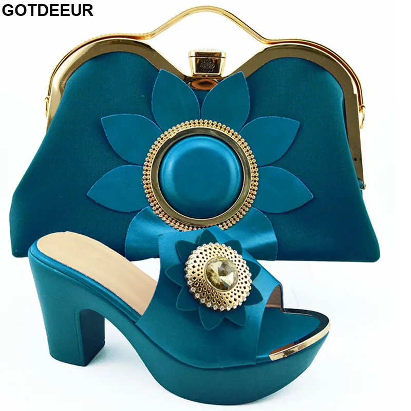 Новый Модный комплект из туфель и сумочки в итальянском стиле свадебные туфли