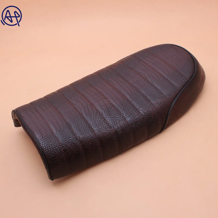1x Motorcycle Crocodile Vintage Seat Retro Saddle Universal For Honda CB CL Cafe Racer CG125 CB200 CB350 CB400 CB500 CB750 |