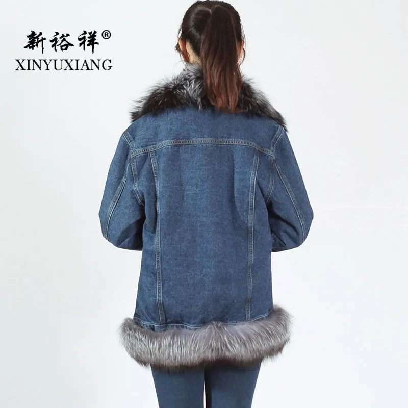 XINYUXIANG 2018 модные серые джинсовые куртки с натуральным лисьим мехом верхняя одежда