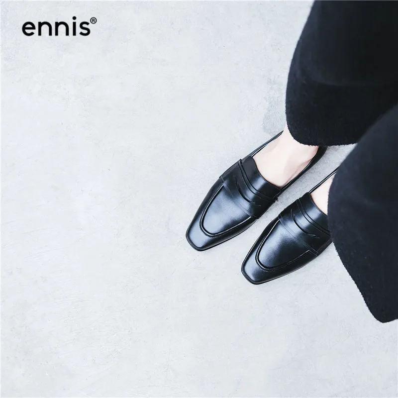 ENNIS/ г.; модные черные женские кожаные лоферы из натуральной кожи на плоской подошве; весенние женские туфли на низком каблуке с круглым носком; британский стиль; C910