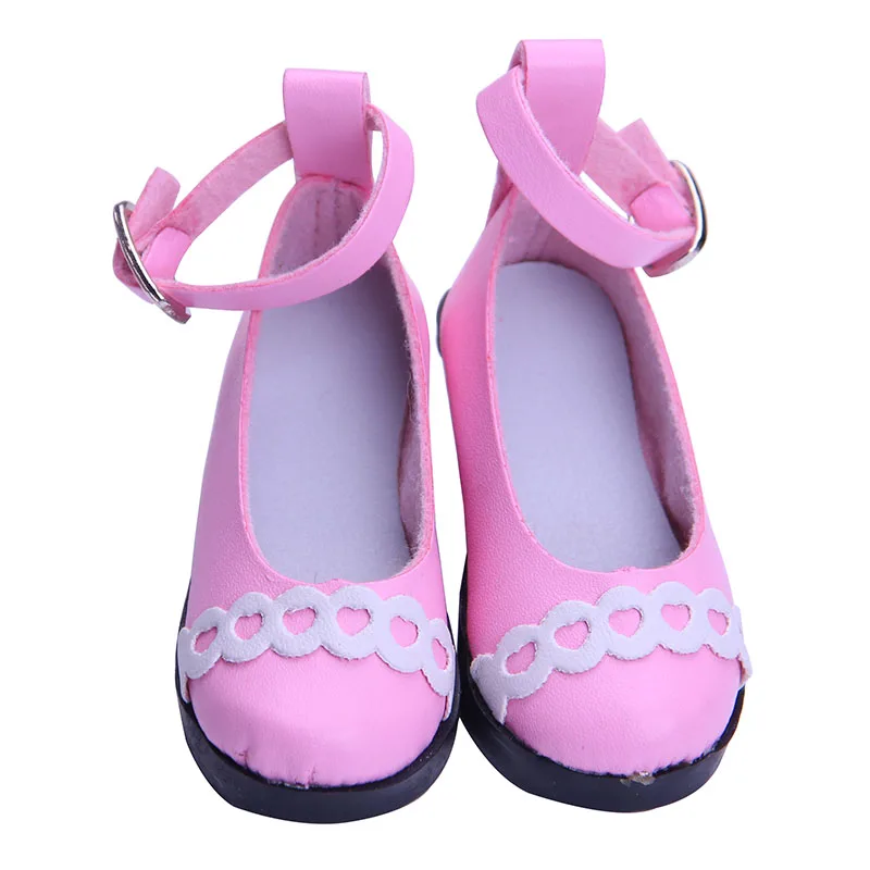 Лучший прекрасный подарок много великолепных туфель на высоком каблуке с