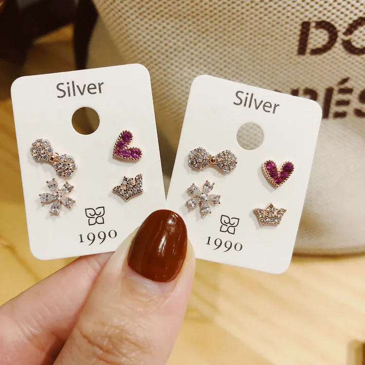 Женская серебряная четырёхъядерная версия с индивидуальным бантом и короной |