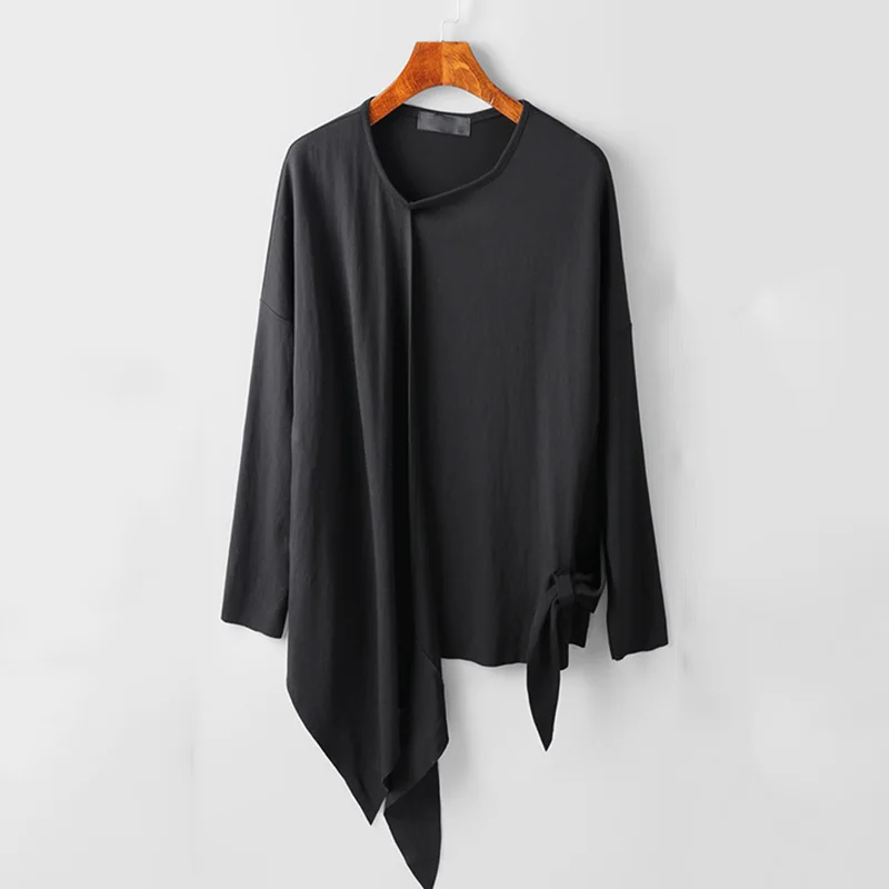 Женская Асимметричная футболка TWOTWINSTYLE Весенняя черная с круглым вырезом и