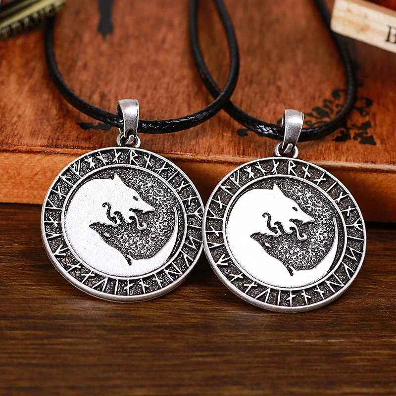 Славянский миф тотемный символ ужас в руническом круге очарование древнее