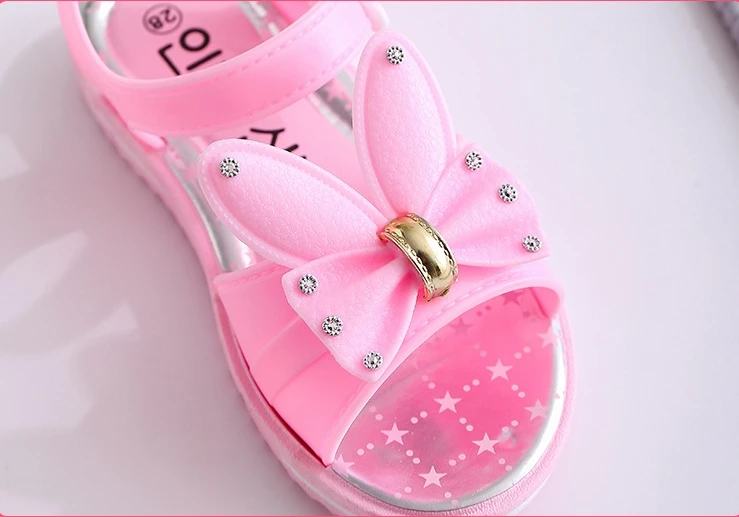 Летние Новые сандалии стразы для девочек Детская нескользящая обувь принцессы с
