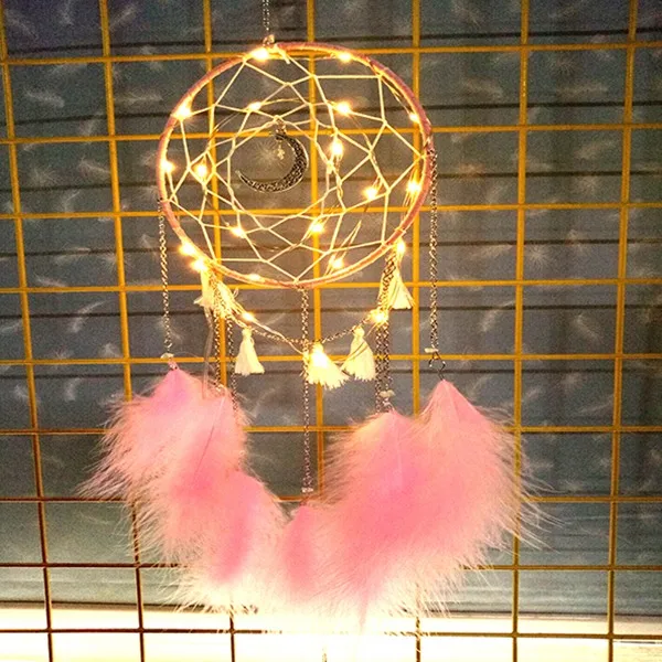 Розовый Dream Catcher DIY Home decoration Handmade led Lighting Moon Design Feather Craft Hanging Dream Catcher for Kids girls room Gift - Цвет: Розовый