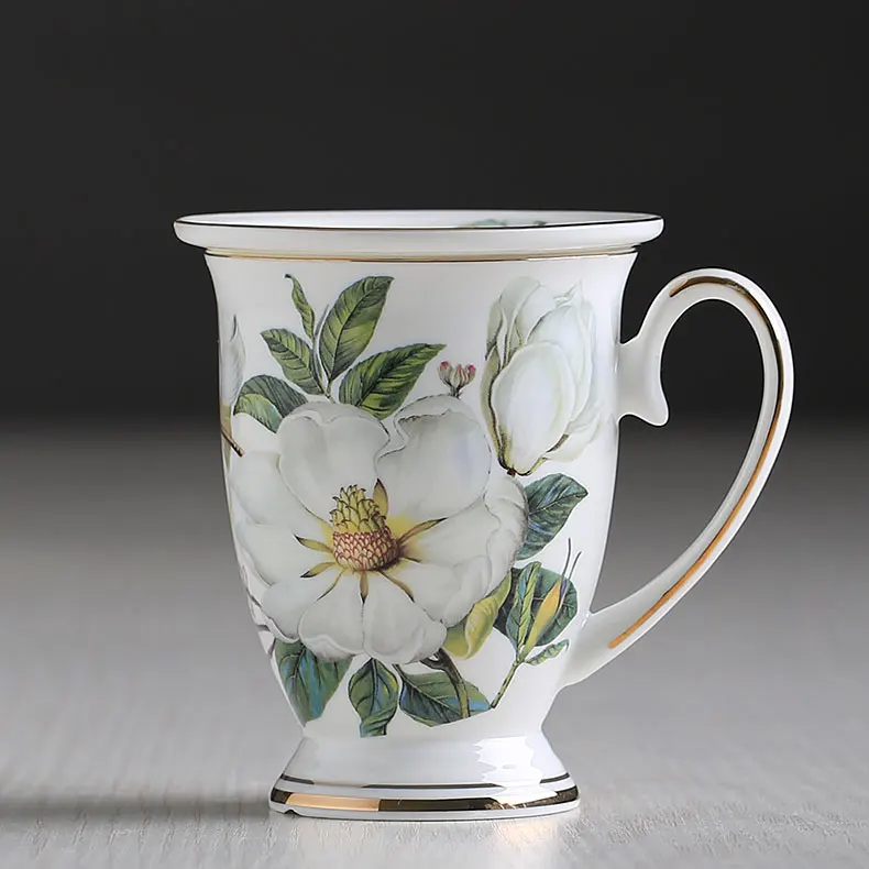 Кружка для кофе из фарфора с белыми розовыми костями 300 мл качественные товары