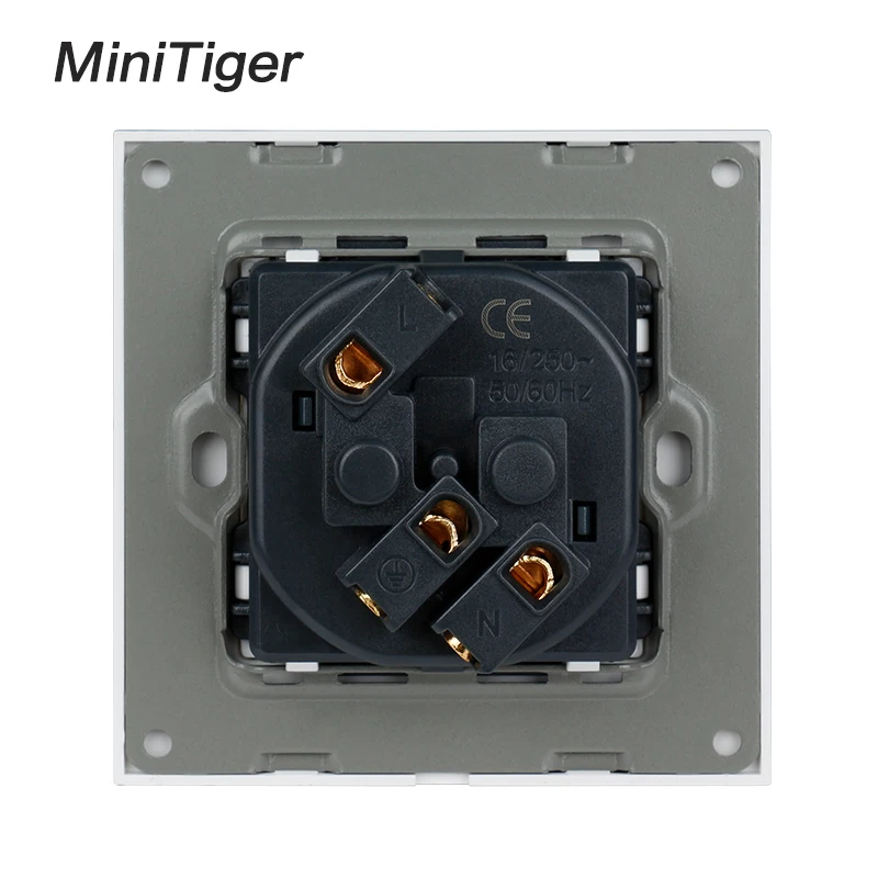 Minitiger Белая настенная пластиковая панель 1 банда розетка заземленная 16А стандарт