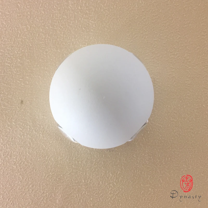 Комнатный настенный светильник 4 светодиодных лампочек в форме угла современный