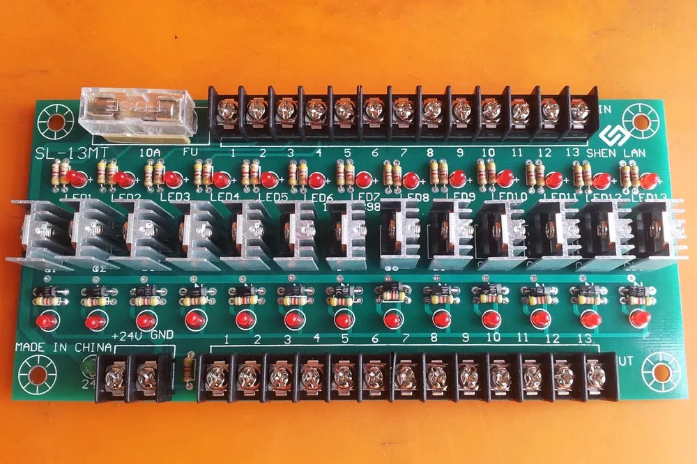 13-дневная Плата усилителя ПЛК плата мощности выход в литье под давлением |