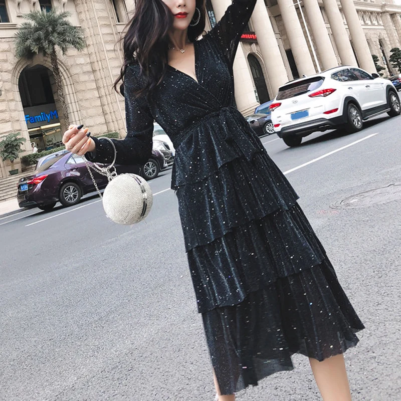 Возможно U черное фиолетовое красное платье с v образным вырезом и Каскадными