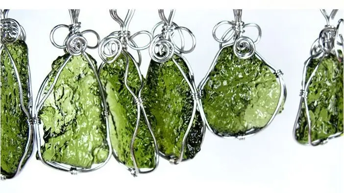 40-50ct высшее качество драгоценный камень зеленый Besednice Moldavite Tektite метеорит