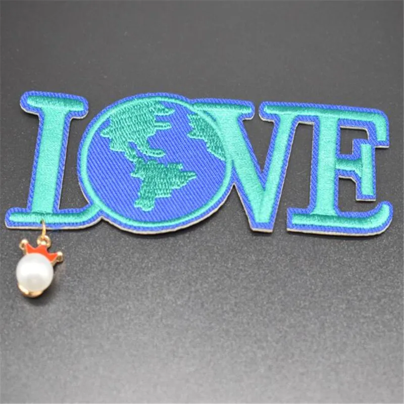 Вышитые железные нашивки для одежды LOVE pearl crown логотип справиться с одеждой