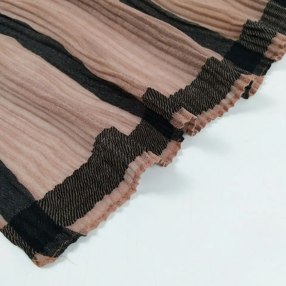 K23 Высококачественная в полоску crinkle вискоза хиджаб шаль на голову шарфы для