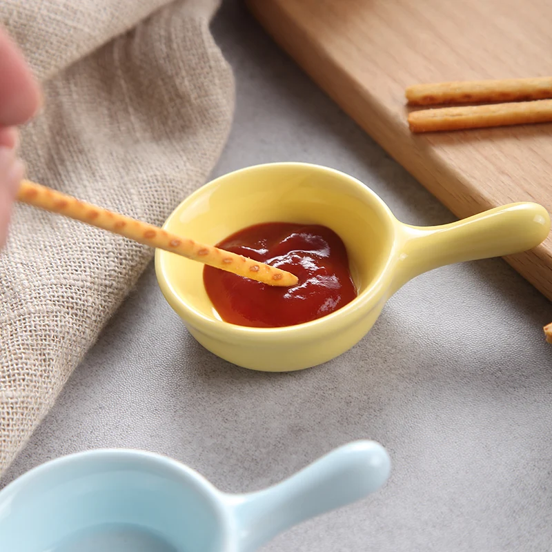 

Mini Ceramic Salad Plates Creative Handle Solid Multi-function Sauce Vinegar Dish Exquisite Restaurant Desktop Decorative Plate