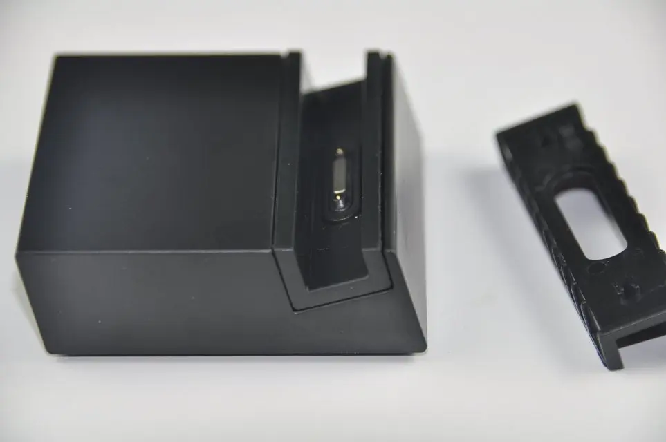 DK32 для SONY Xperia Z1 Компактный док-станция Зарядное устройство 2 слота Магнитная