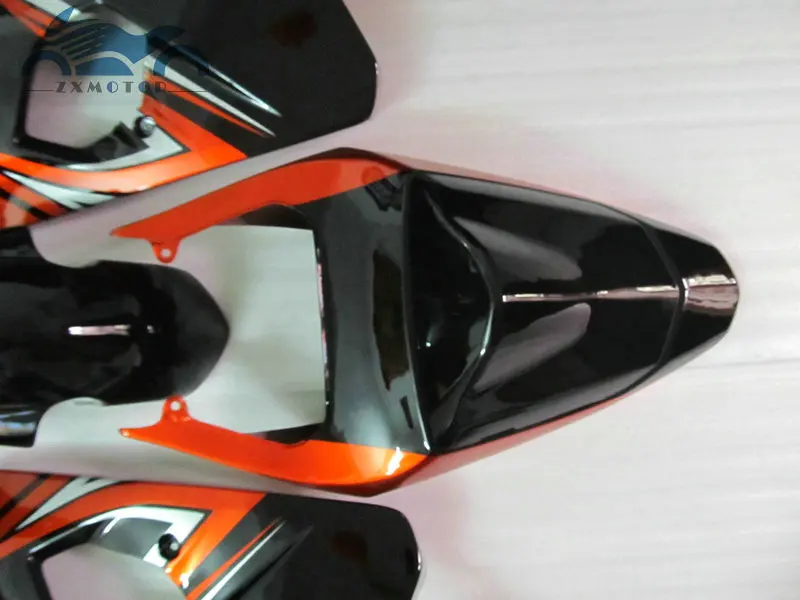 Бесплатные Наборы обтекателей под заказ для SUZUKI 2004 2005 GSXR600 R750 комплект спортивных