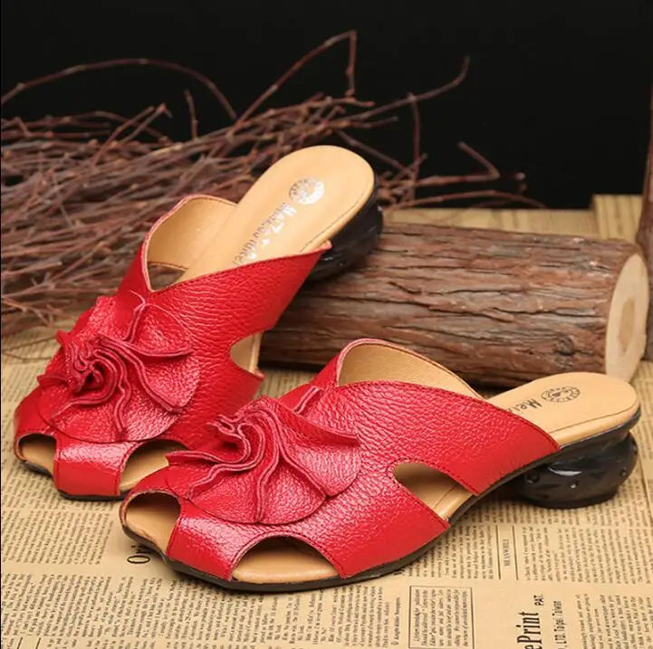 2021 Summer New Cold Slippers Female Genuine Leather Shoes Baotou Hollow Handmade Slippers Girl