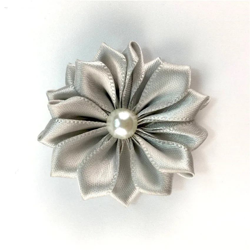 32-light gray 10 шт./лот, ручная работа, 1,6 дюймов, ткань, атлас, цветок с жемчугом, 16 лепестков, головные уборы для девочек, аксессуары, декор для одежды TH281 - Цвет: 32-light gray