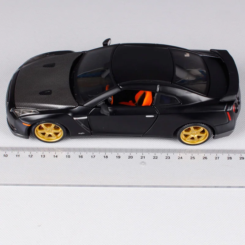 Maisto 1:24 GTR крутой черный автомобиль литье под давлением для Nissan открытая крышка