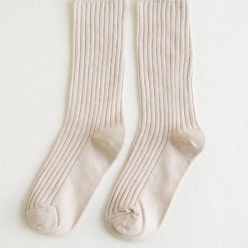 1 New Arrive Harajuku Retro Women Cotton Loose Socks for Autumn Winter In Tube Korean Pure Color Yellow Designer Christmas Cute - Цвет: 1