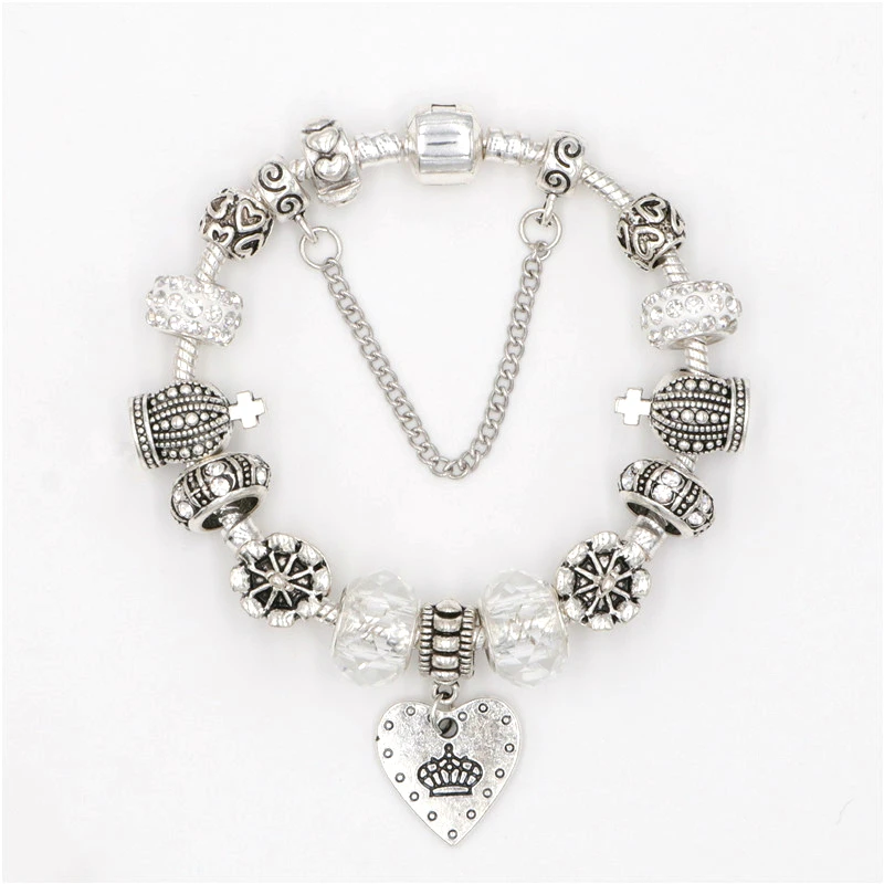 Женский браслет с подвеской в форме сердца серебряным покрытием белым