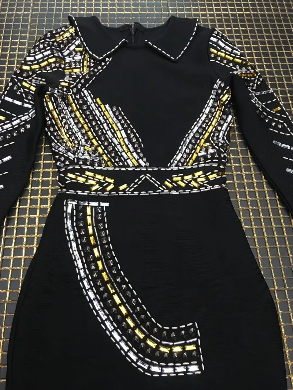 Новое лето знаменитости вечерние платье Для женщин Vestidos пикантные черные сапоги украшенное стразами, с длинными рукавами и круглым вырезом Клубные мини-платья