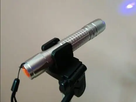 Прохладный 2017! 405nm высокомощный Фокусируемый лазер фиолетово-синий указатель/УФ