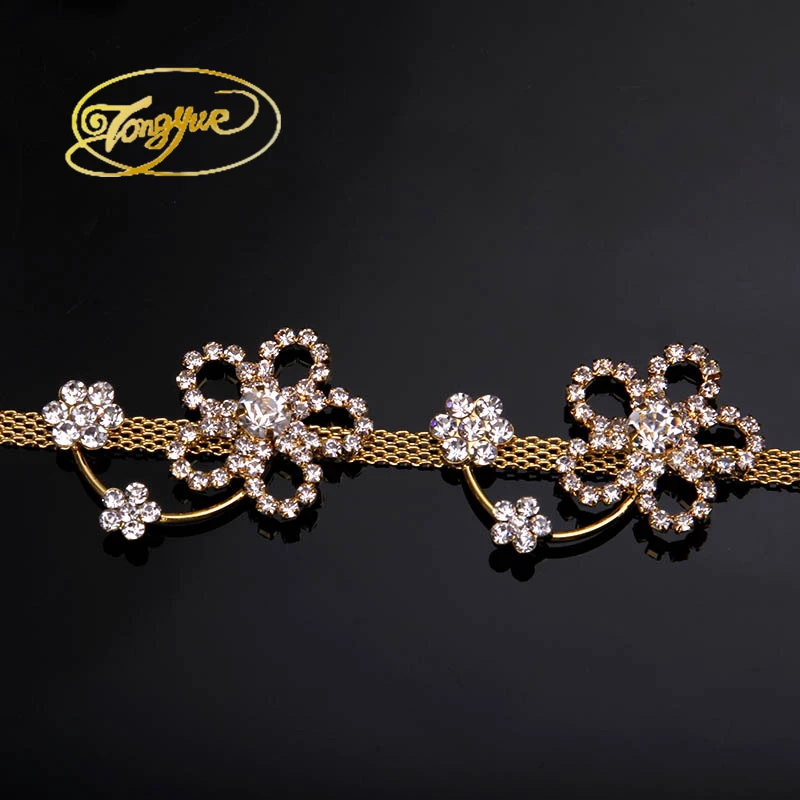 

1 Yard Beautiful Flower shape Rhinestone Silver Tone Chain Costume Applique Trims Sewing Freeshipping