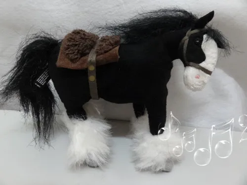 Оригинальный фильм отвага Ангус Черная лошадь милые вещи плюшевая игрушка кукла