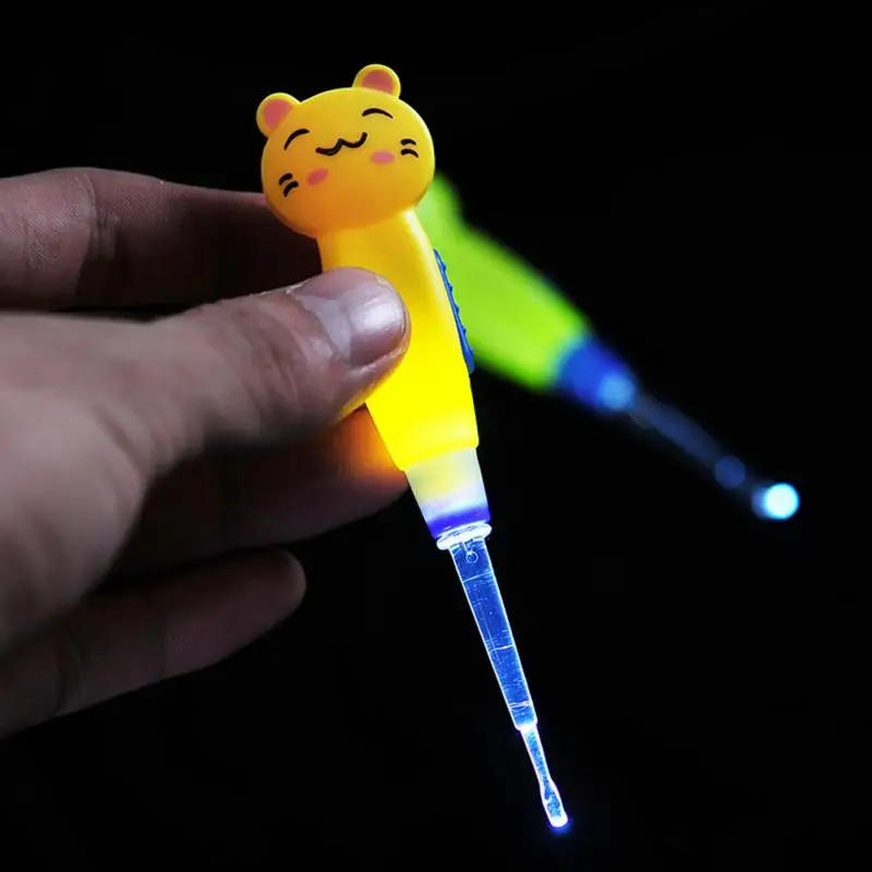 Уход за детьми и взрослыми Чистка ушей с светильник ложка для удаления ушной серы