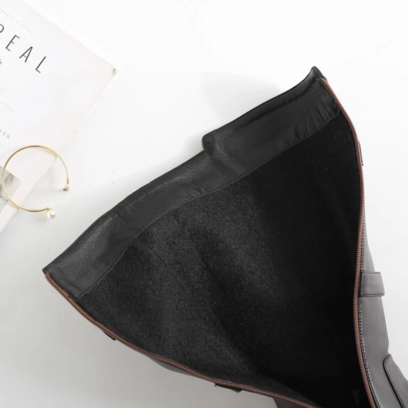 REAVE CAT/женские сапоги до колена; зимние теплые сапоги с круглым носком; botas feminino; обувь на молнии; ботинки для верховой езды на толстом каблуке с пряжкой; mujer; A1345