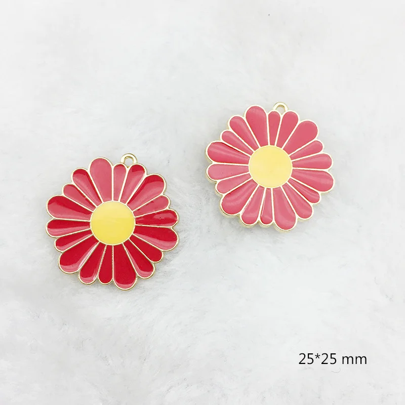 Daisy red 10 шт./лот цветы эмали Подвески Daisy солнца золото розовый цветок тон металлический сплав, кулон, браслет серьги аксессуары и украшения для волос YZ118 - Окраска металла: Daisy red