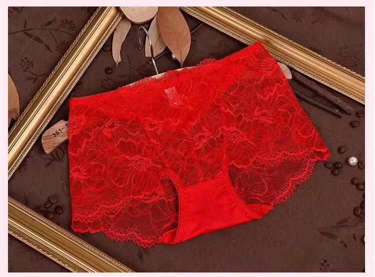 1 pieces-Red 2 шт./партия,, высокое качество, женские сексуальные кружевные прозрачные трусики, средняя талия, много цветов, плюс трусики большого размера, женские трусы - Цвет: 1 pieces-Red