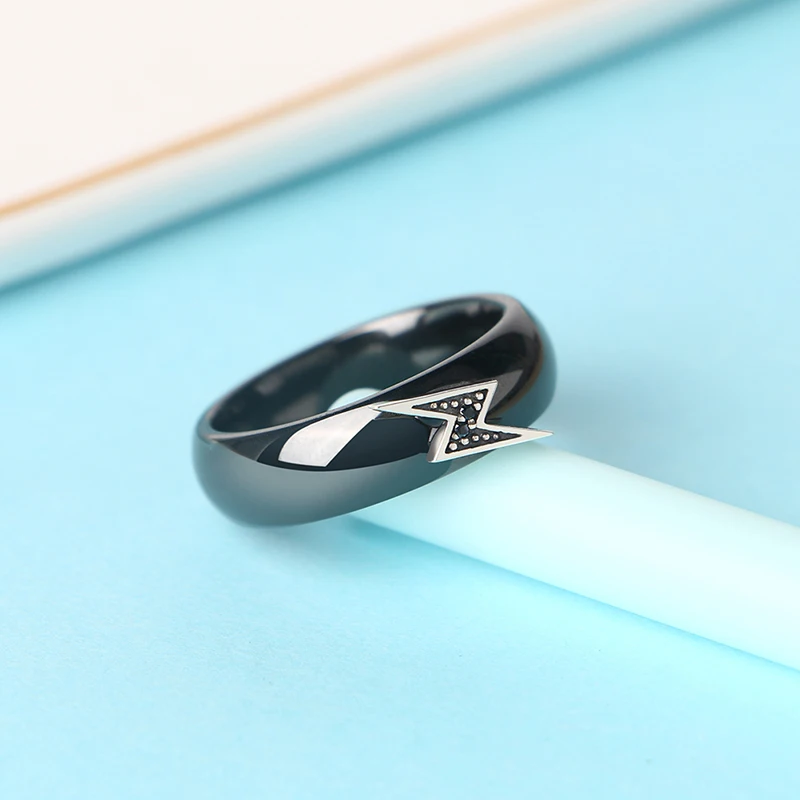 Новое поступление серебряные изысканные керамические кольца Lightning & Black CZ для