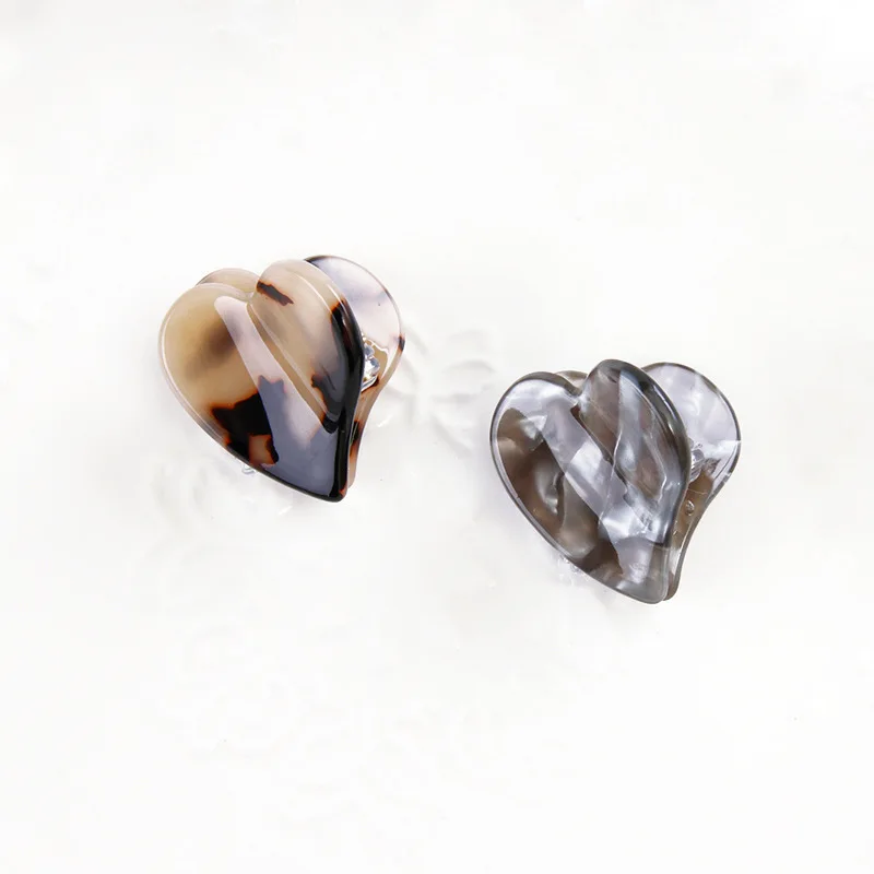 Mini New Hot Selling Scrub Crabs Heart Shape Hair Clips For Girls Children Barrettes Acrylic Accessories Claw Clip | Аксессуары для