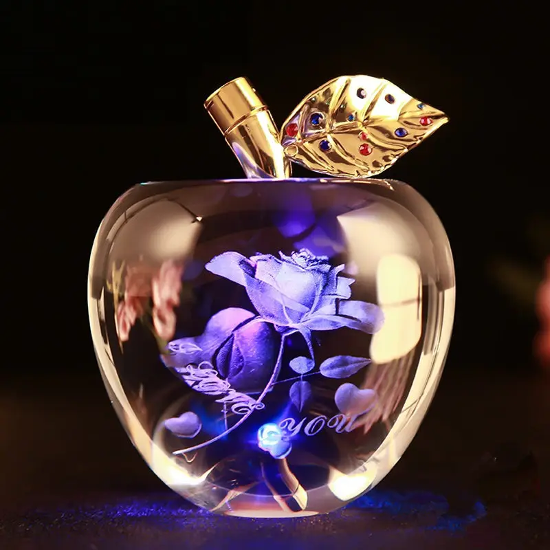 Modern 3D Crystal Paperweights Glaze for Apple Figurine Ornaments Crystal Laser Engraved Crafts Office Desktop Decor