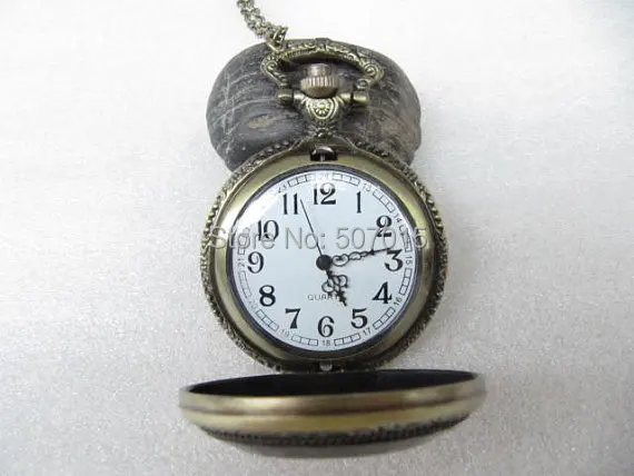wholesale steampunk - etched stained glass pocket watch necklace antique brass Neo Victorian By GlazedBlackCherry | Наручные часы