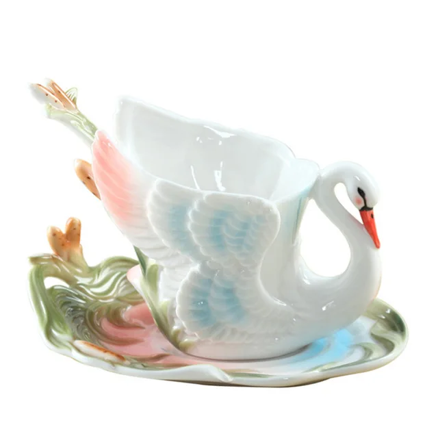 Hot sale Colored enamel porcelain mug swan bone a cup of coffee cups and saucers teaspoons holiday Get married with the gift | Дом и сад