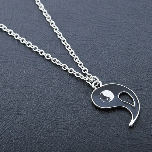 2Pcs/Set Best Friends Tai Chi Yin Yang Hollow Pendant Split Matching Necklace |